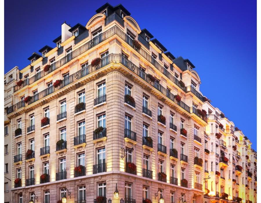 Façades de l'Hôtel Bristol, Paris - Groupe Villemain