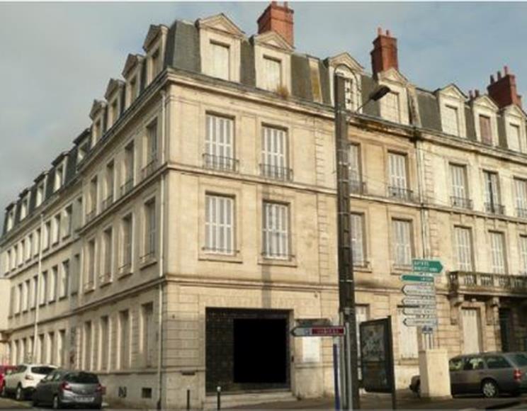  1- Ravalement de façade à Blois - AVANT - Groupe Villemain