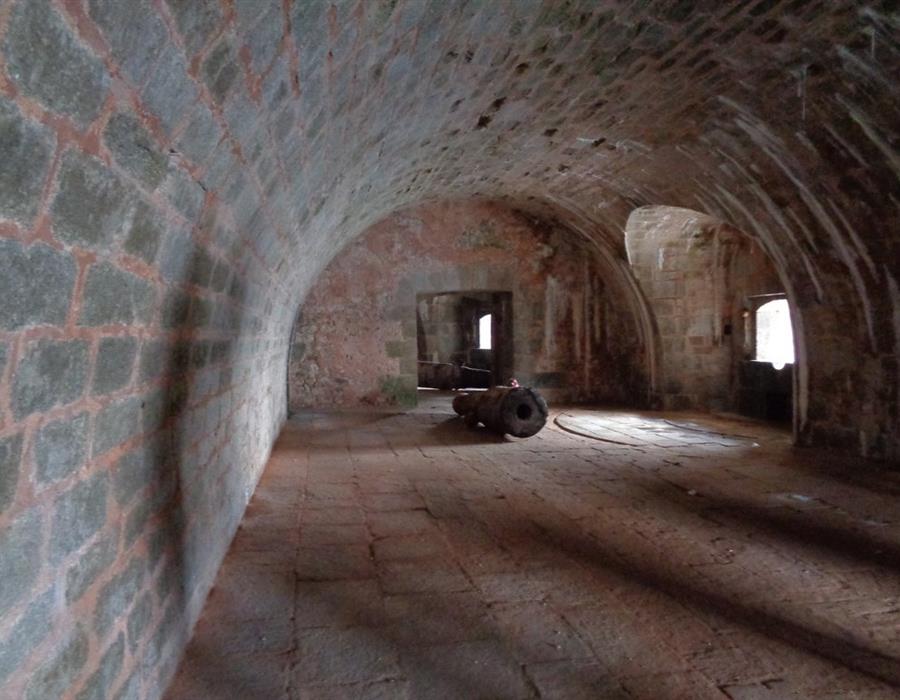 Salle d'arme du Fort de La Conchée - Groupe Villemain