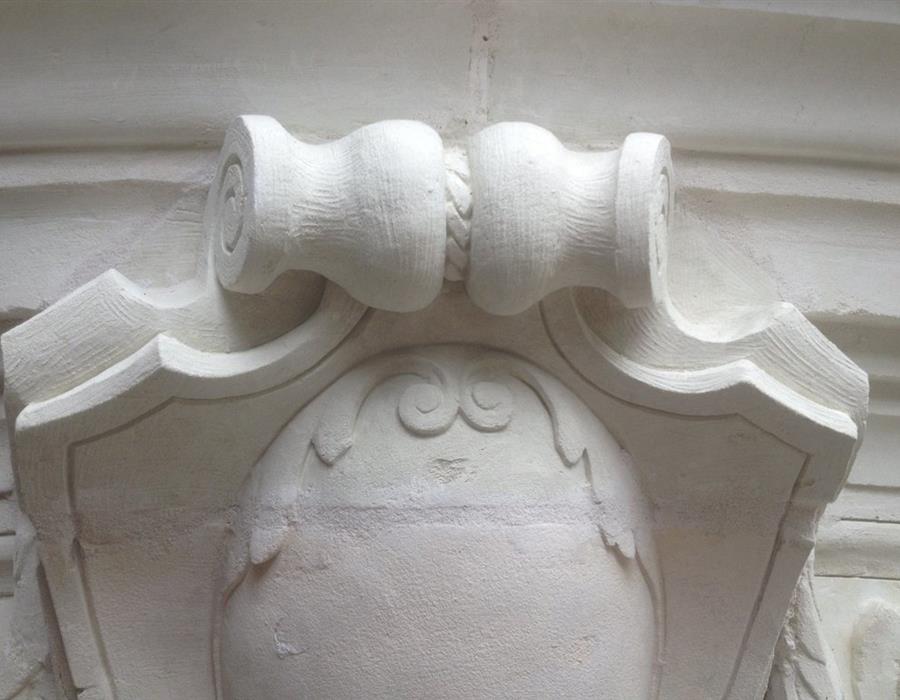 Travaux d'ornement façade sculptée, Château-Gaillard - Groupe Villemain