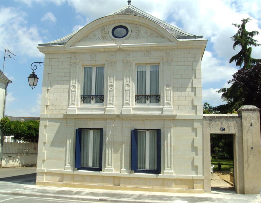Façade à Pontvallain , Sarthe - Groupe Villemain
