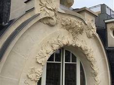 Taille de pierre sculptée, Hôtel Lutetia, Paris