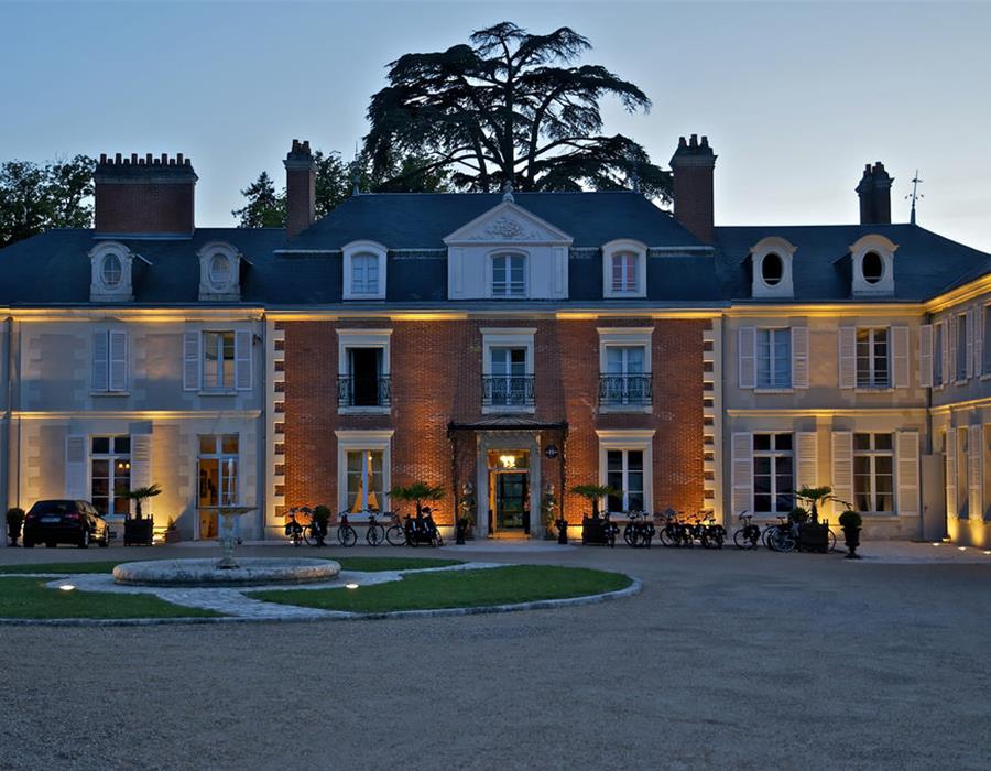 Châteaux des Thomeaux, Hotellerie Trois étoiles - Groupe Villemain