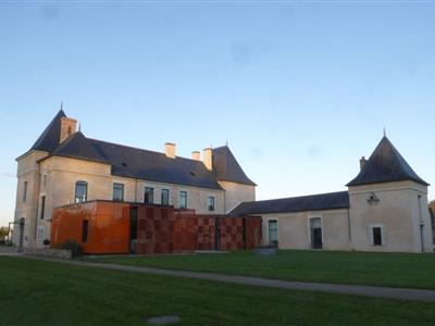 1- Bibliothèque au Château de Saffré - Groupe Villemain