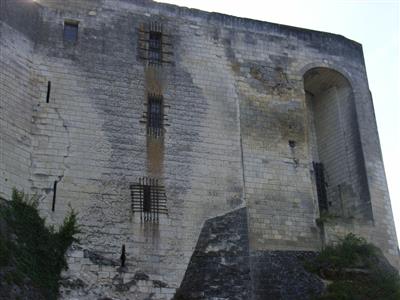 1- Donjon de Loches - AVANT - Groupe Villemain