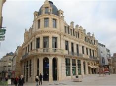 18- Façade Banque Populaire à Poitiers