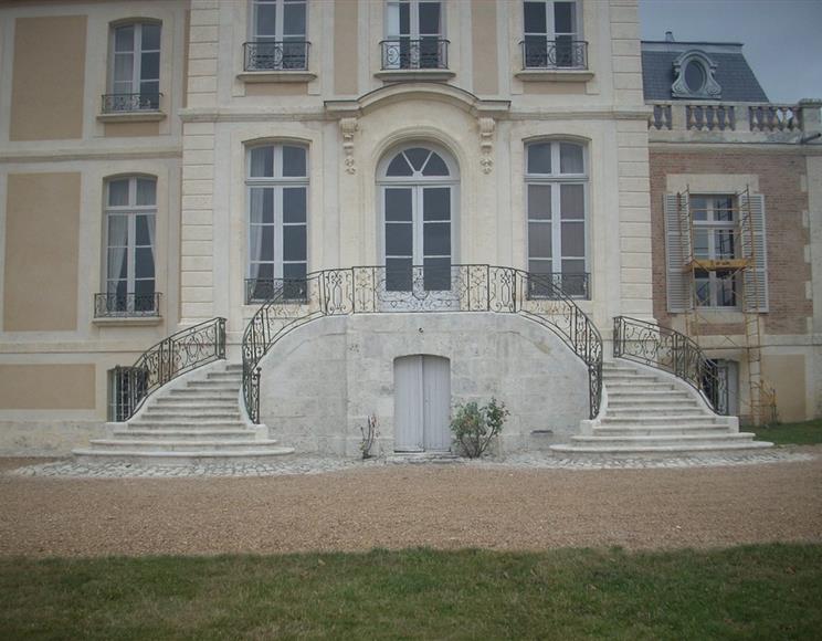 5- Escalier extérieur à Moléans - Groupe Villemain