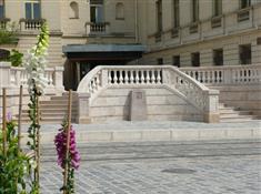 15- Accès Hôtel de Ville à Orléans