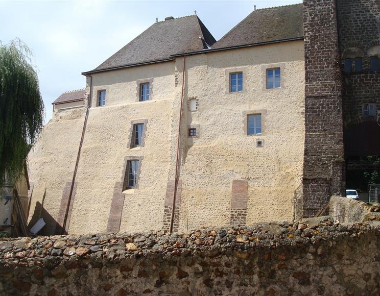 4- Château de Senonches - Groupe Villemain