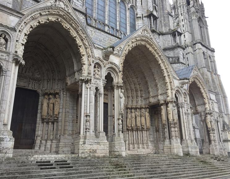 17- Cathédrale de Chartres - Groupe Villemain
