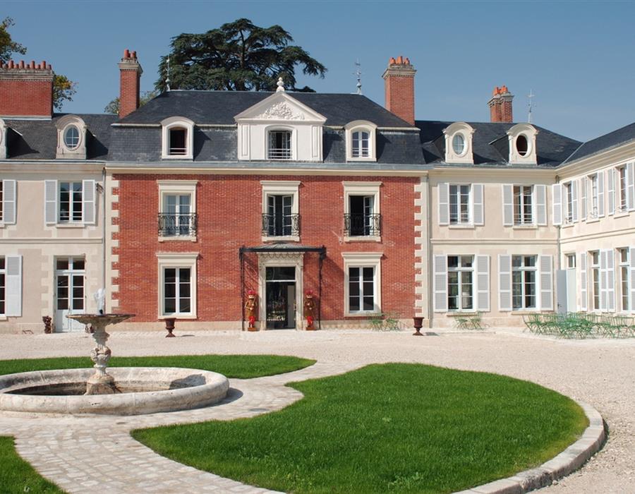 Cour du Domaine des Thômeaux - Groupe Villemain